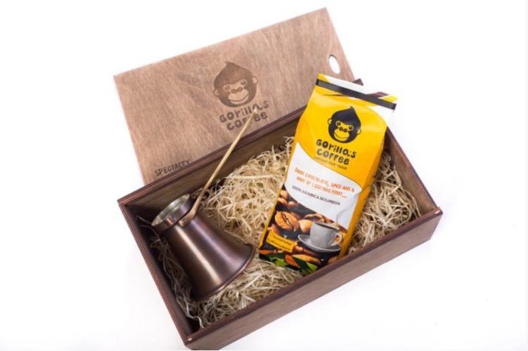 Gift sets Gorilla's coffee with Turks