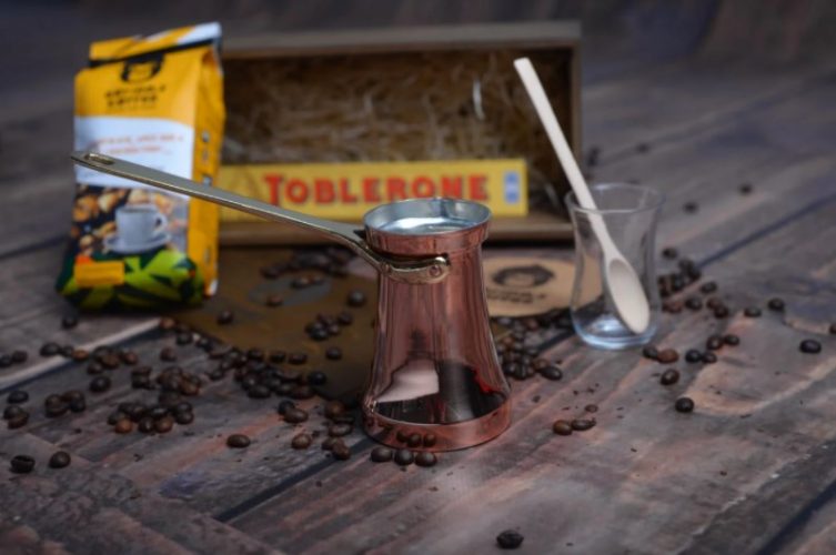 Gift sets Gorilla's coffee with Turks