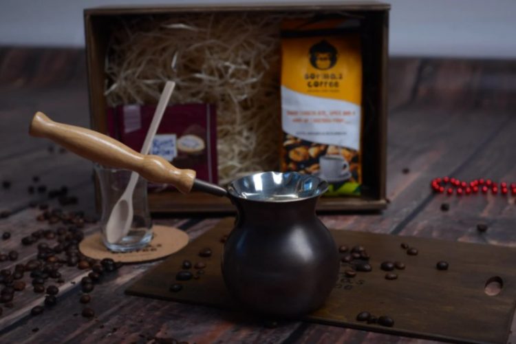 Gift sets Gorilla's coffee with Turks
